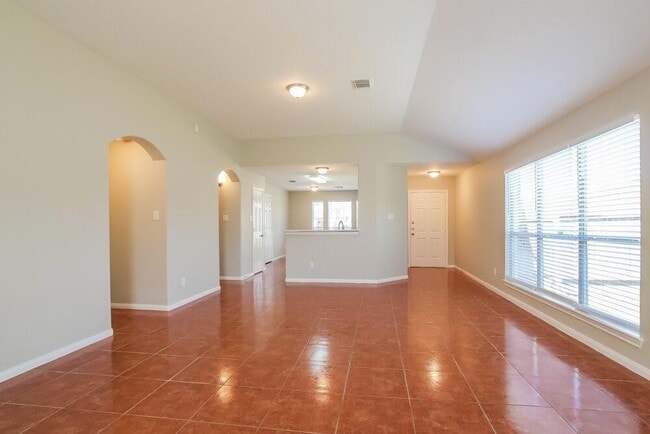 Building Photo - 2115 Beacon Light Ln