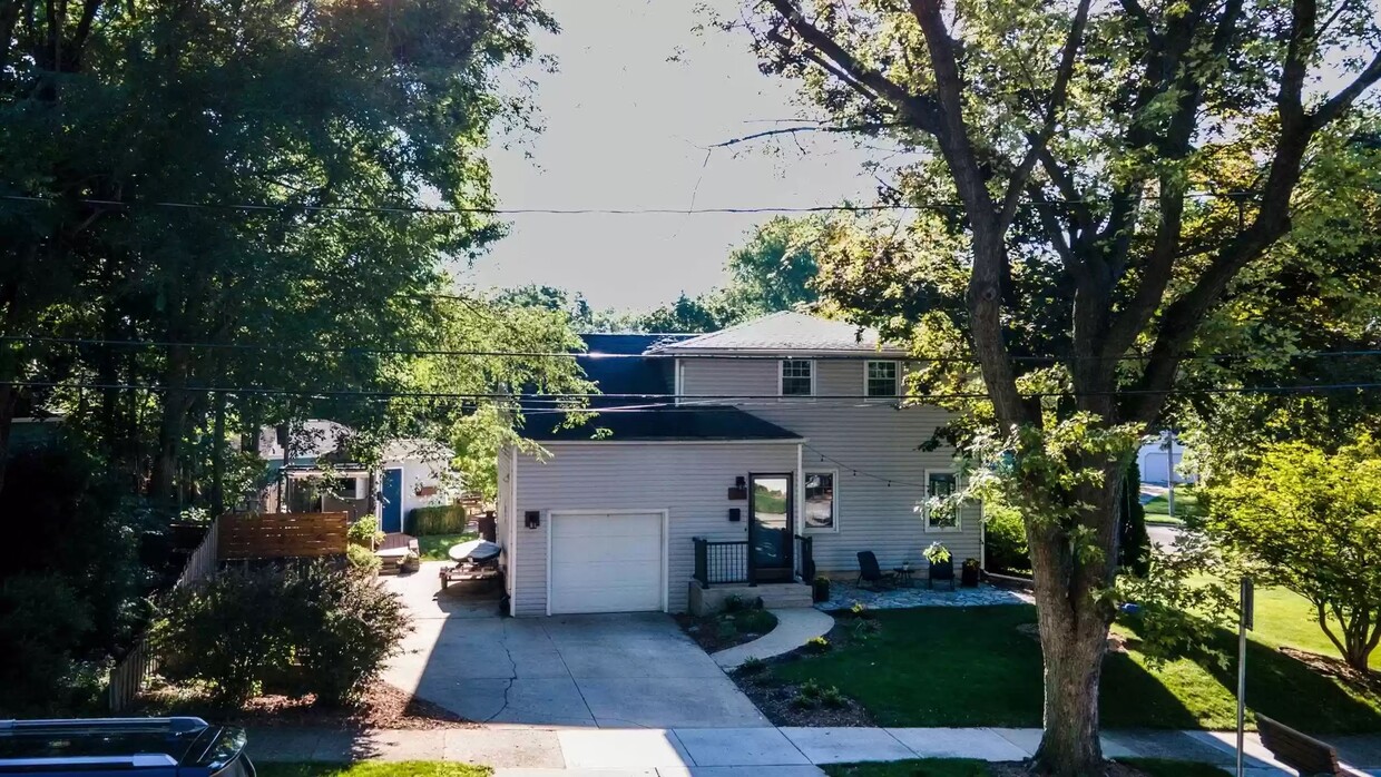 Foto principal - 605 Toepfer Ave