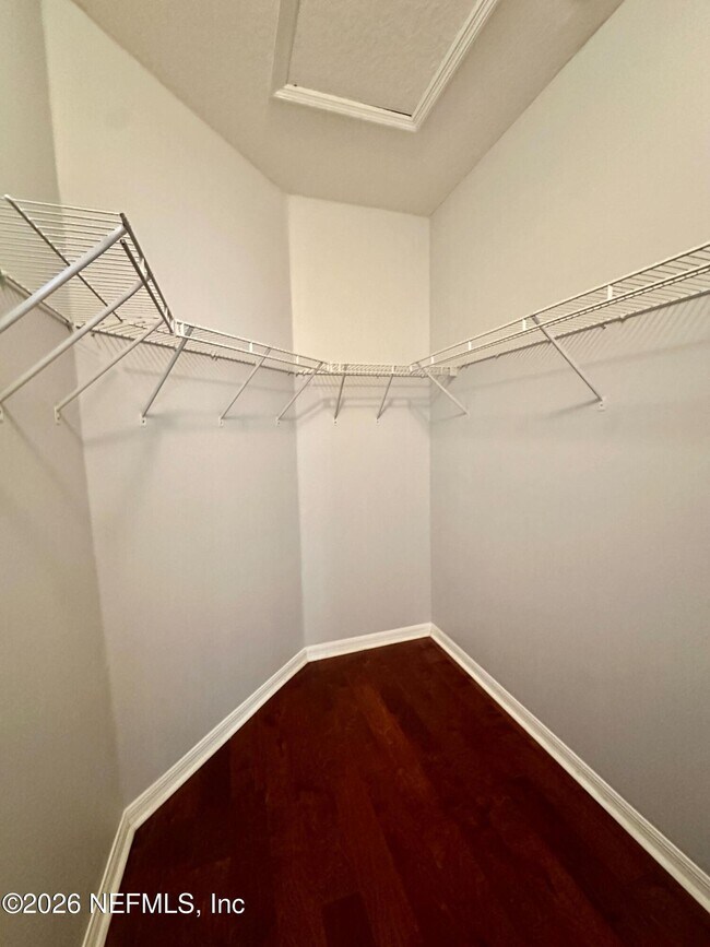 Foto del edificio - 13351 Smithwick Ln