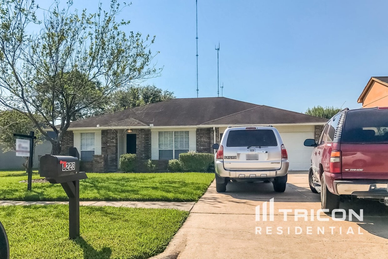 Foto principal - 8223 Summer Quail Dr