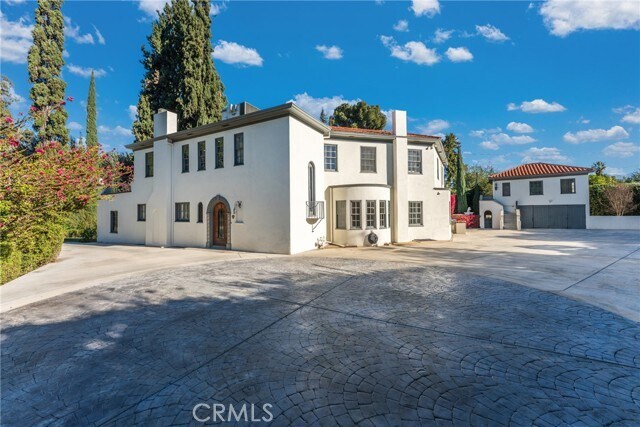 Foto del edificio - 1205 W Highland Ave