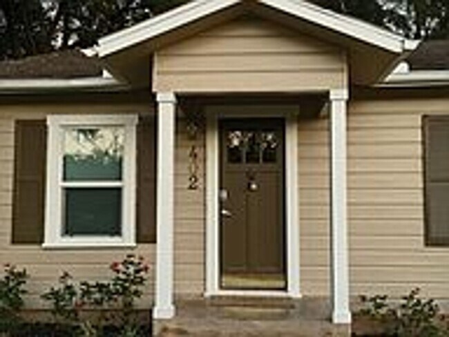 Foto del edificio - Renovated 2 Bed, 2 Bath Home in Bryan for ...