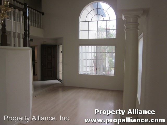 Building Photo - 1837 Avenida Segovia