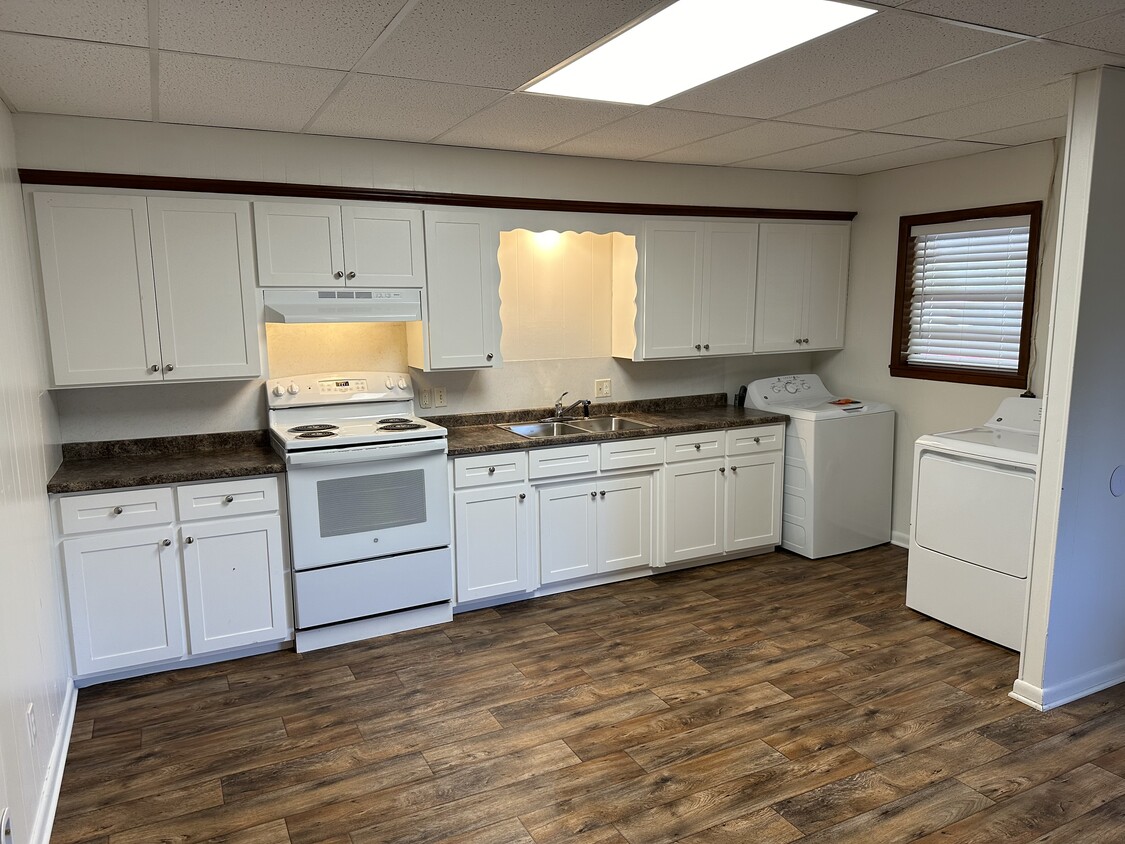 New Kitchen - 5 S Lowder St
