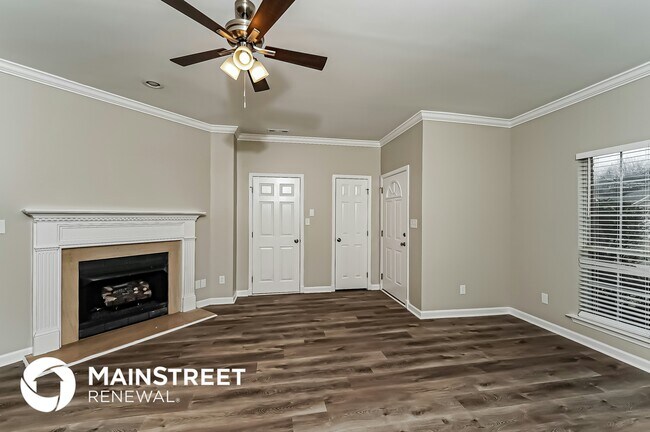 Building Photo - 1008 Lexington Dr