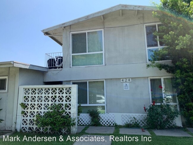 Building Photo - 424 S Santa Anita Ave