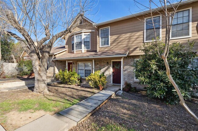 Foto del edificio - 11404 Walnut Ridge Dr