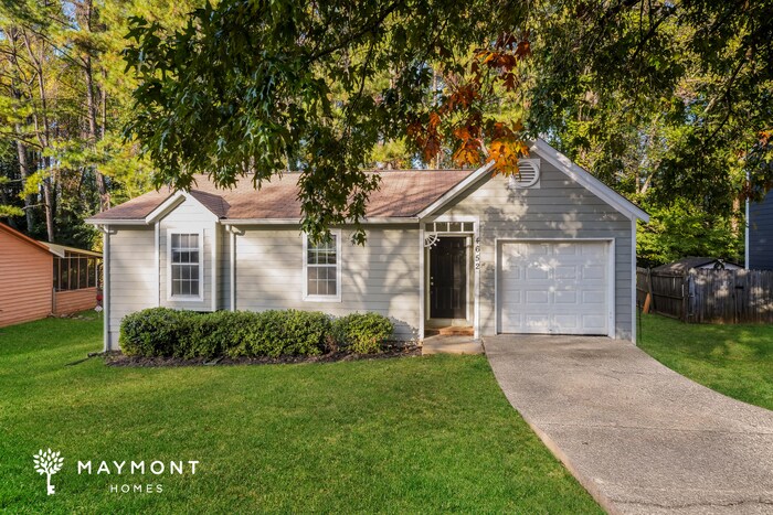 Primary Photo - Charming Stone Mountain Home