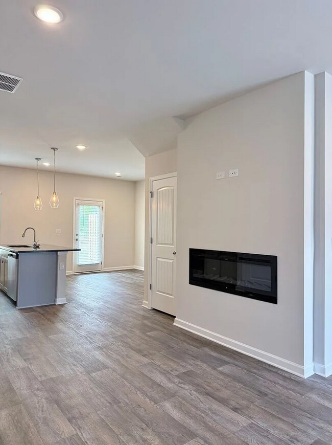 Foto del edificio - 3276 Hamlet Loop