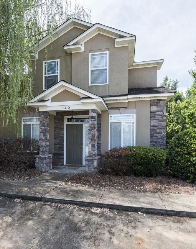 340 Jack Hampton Dr, Auburn, AL 36830 Townhome Rentals in Auburn AL