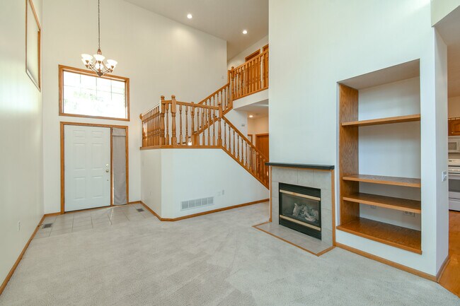 Entrance - 9416 Forest Glen Dr