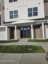 Building Photo - 28211 Radford Ct