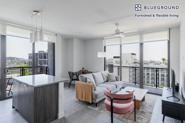 Building Photo - 21 NE 22nd St