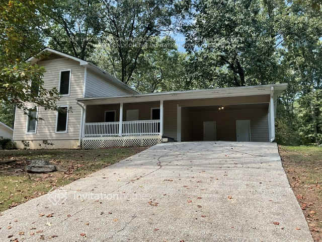 Building Photo - 3848 Chattahoochee Dr