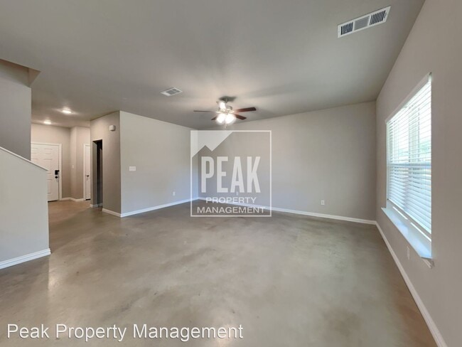 Building Photo - 3 br, 2.5 bath House - 700 Porcupine Rd.
