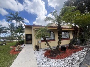 Building Photo - 11720 SW 103rd Ln