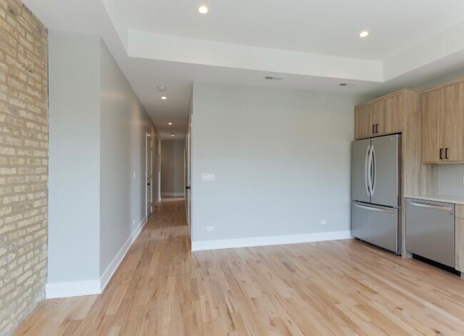 Building Photo - 2531 N Campbell Ave