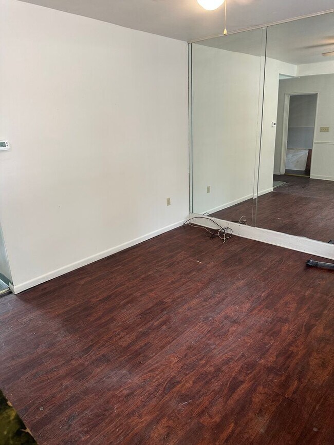 Foto del edificio - 2531 S 18th St