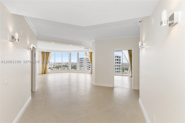Building Photo - 21150 Point LPH 2902