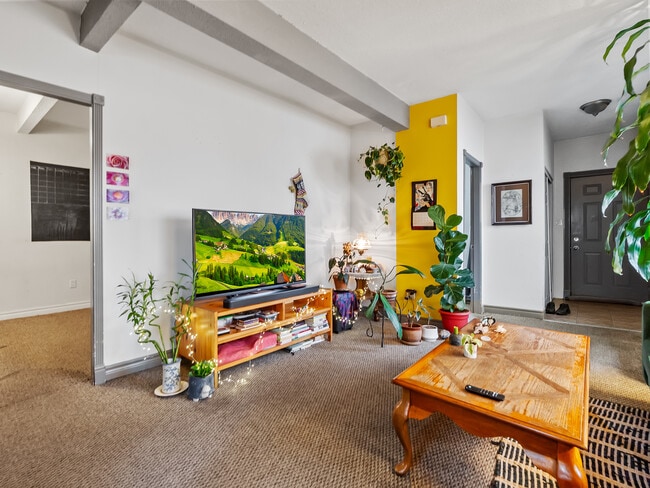 Photo du bâtiment - 1148 13th Av E