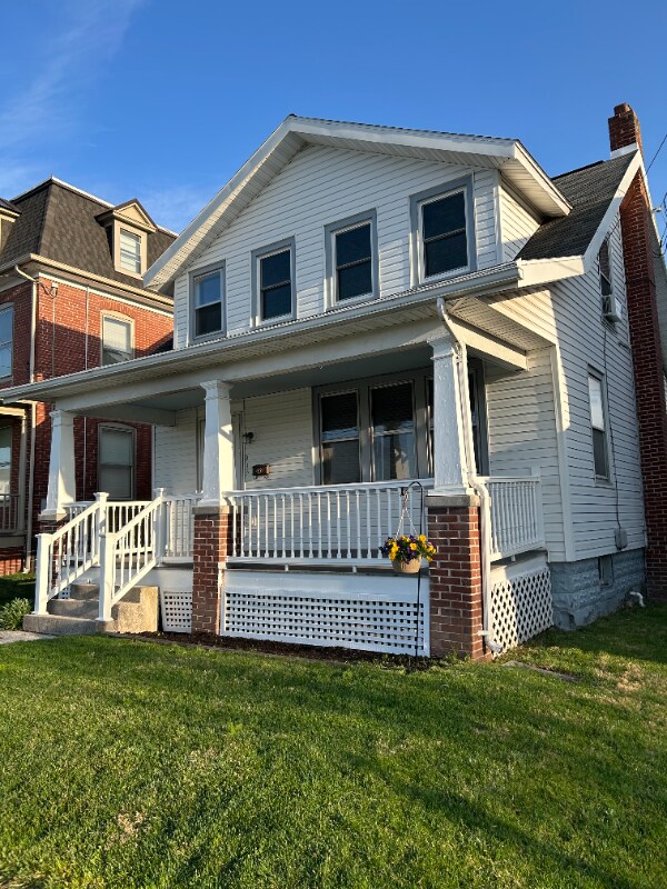 Foto del edificio - 318 E Middle St