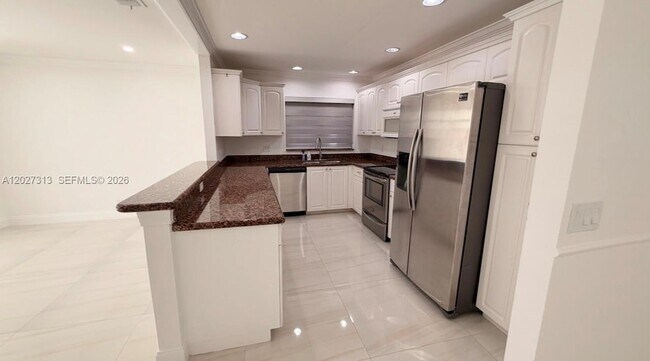 Foto del edificio - 36 Chestnut Cir