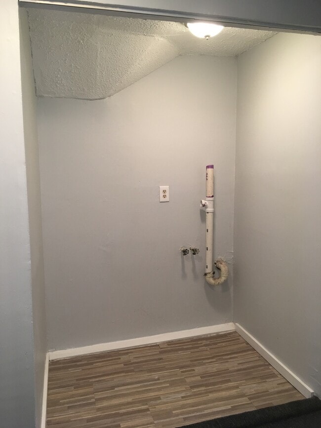 Photo - 70 Admiral St Apartment