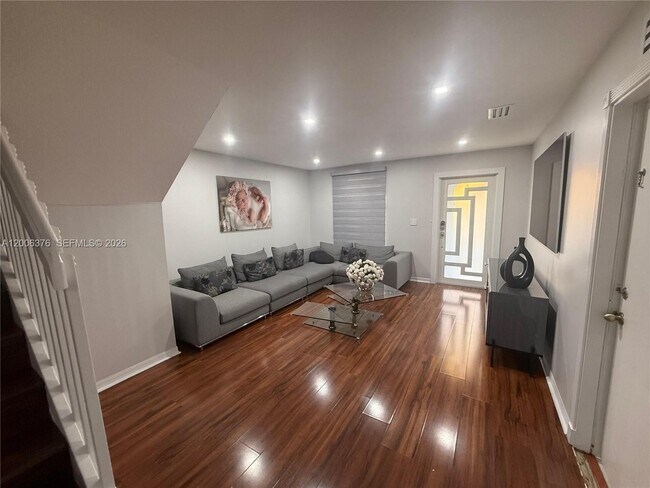 Foto del edificio - 9721 SW 162nd Ct