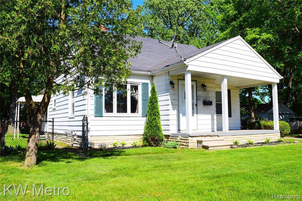 Primary Photo - 23745 Hill Ave