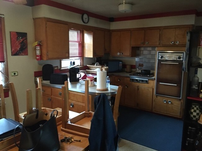 Interior Photo - 14545 Jefferson St