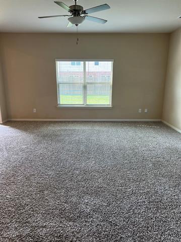 Foto del edificio - 109 Lamont Rd