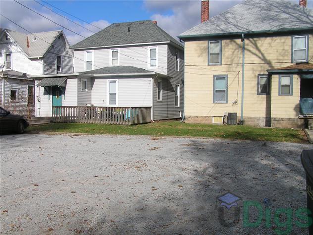 Foto del edificio - 2-Story House, 4Bed/2Bath washer/dryer hoo...