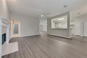 Foto del edificio - 2912 Loftsmoor Ln