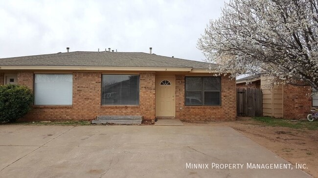 Building Photo - 9608 Elmwood Ave