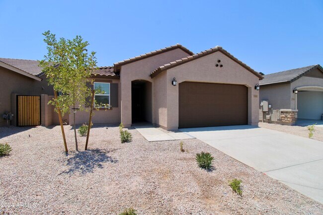 Building Photo - 5928 S 25th Dr