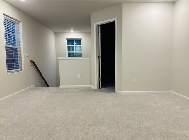 Foto del edificio - 303 Aster Bloom Ln