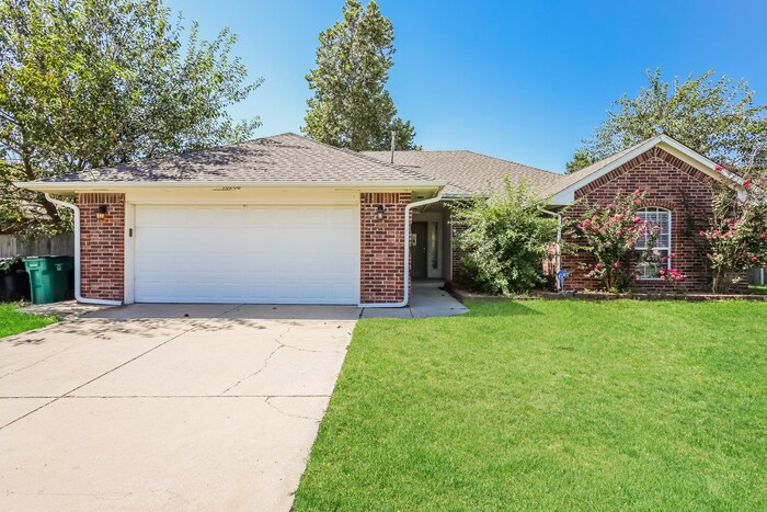 Primary Photo - Gorgeous Yukon Home!