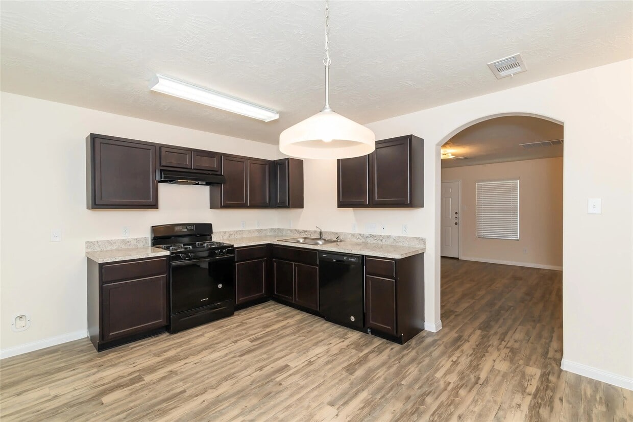Primary Photo - 13222 Withee Path Ln