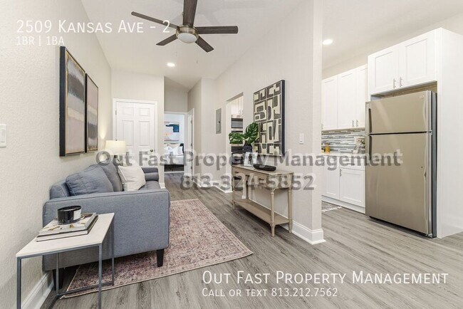 Foto del edificio - 2509 W Kansas Ave