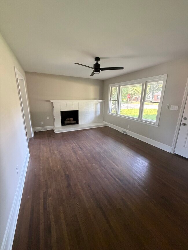 Foto del edificio - 2216 Ashley Rd