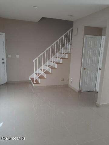 Building Photo - 7337 Balboa Blvd