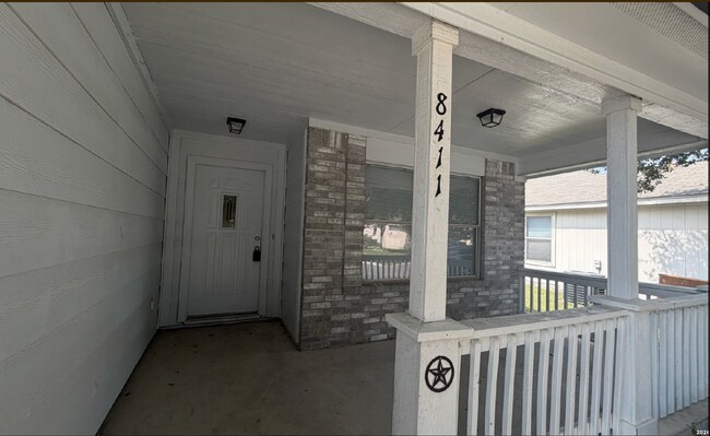 Foto del edificio - "Charming 3-Bedroom Oasis with 2 Full Baths in Converse, TX