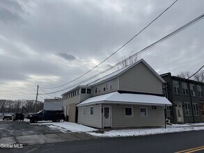 Building Photo - 734 Hudson Ave