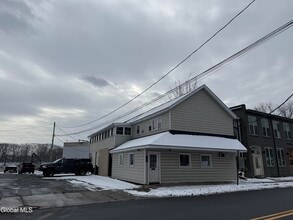 Building Photo - 734 Hudson Ave