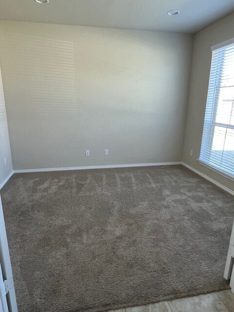 Foto del edificio - 2730 Cutter Ct