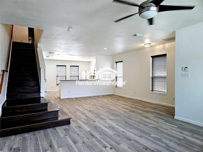 Building Photo - 8039 Ellinger Ln