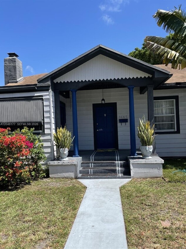 Foto del edificio - 3665 SW 15th St