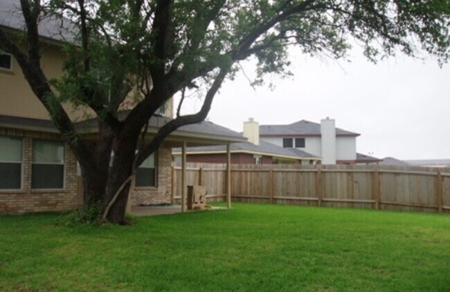 Foto del edificio - 3702 Herndon Ct