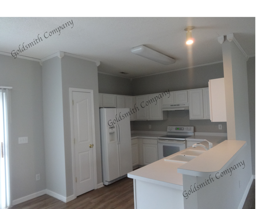 Building Photo - "3-Bed on Breezewood Court – Spacious 1500 sq ft Home with 2.5 Baths in Greer, SC!"