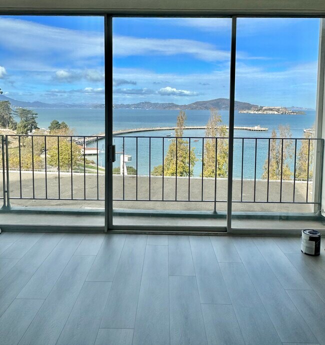 View from the living room - 1050 Northpoint St
